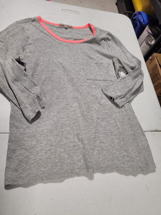 GAP Tops - GAP Heather Gray Long-Sleeve Tee with Coral Trim